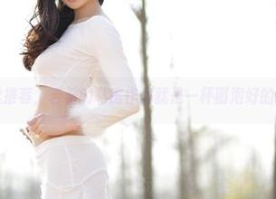 爱丝推荐，若希的私房作品就是一杯刚泡好的咖啡