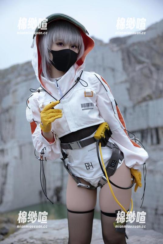 体操服，谁能想到G44不会受伤会给出这样的壁纸合集，完美诠释‘随性’。