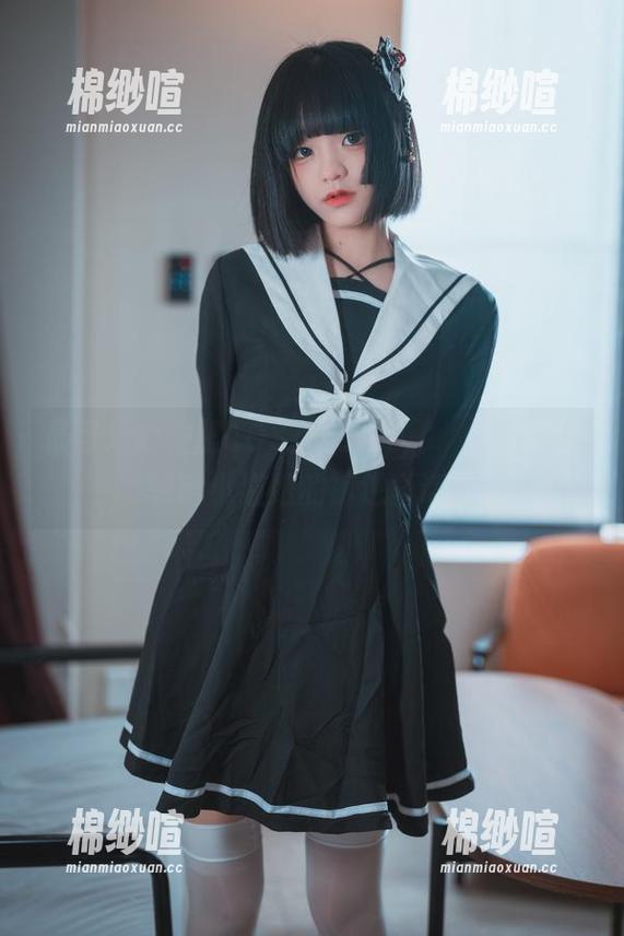 最可爱的校服COS：Jenny(정제니)带你领略小猫娘的叛逆童话。