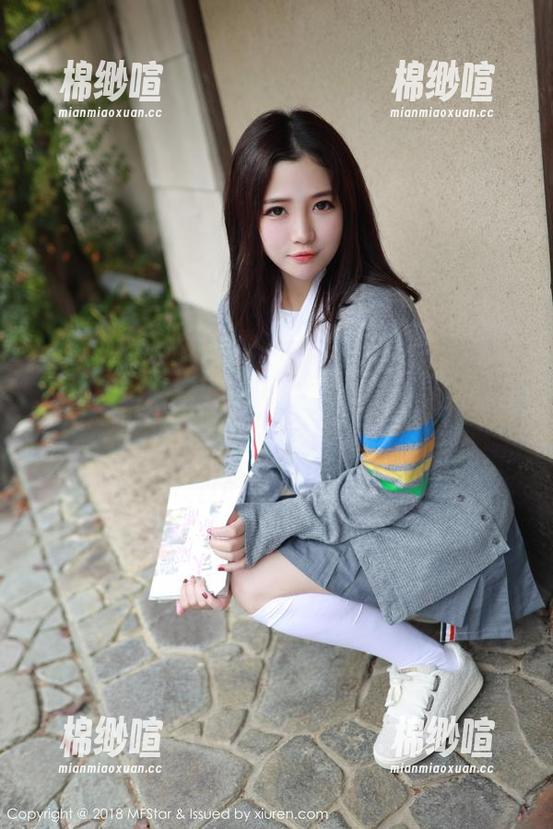 MFStar模范学院 - 暗角里的Wendy智秀：就在这天台上，留下了你意想不到的影像。