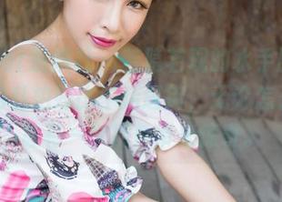 MiStar魅妍社 - 若隐若现的水手服，黄歆苑的私拍好比午后逛街，无论怎么走，总有一个拐角带来惊奇。