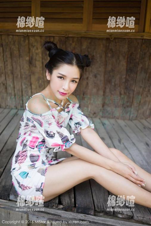MiStar魅妍社 - 若隐若现的水手服，黄歆苑的私拍好比午后逛街，无论怎么走，总有一个拐角带来惊奇。
