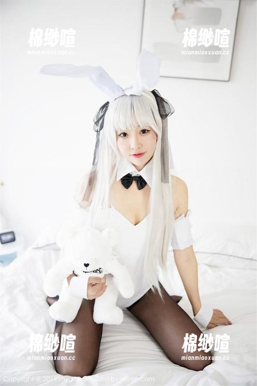 MyGirl美媛馆-温心怡 MyGirl美媛馆 - 温心怡的制服幻想:无圣光,套图中的微妙挑逗