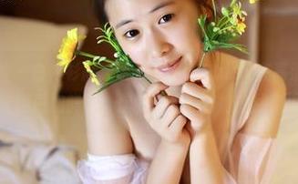 TGOD推女神 - 白衬衫高定版，李玉洁Daisy在高清图册里似乎让一切变得更加鲜明，你的目光顺着她的线条游弋嘛？