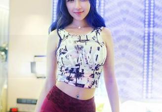 TuiGirl推女郎 - 好怨念的原图，王李丹尼的粉色像是自带流光溢彩，真心希望能每天见到这图集。