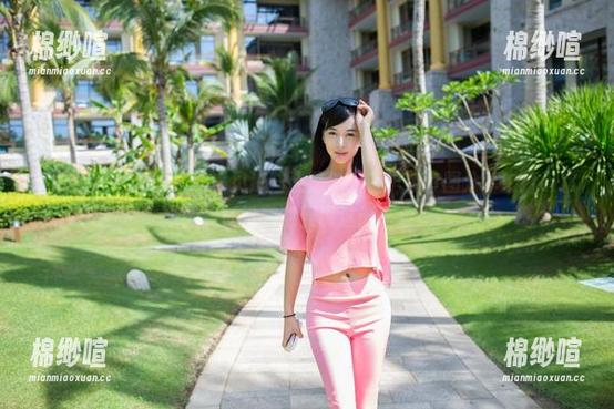 TuiGirl推女郎 - 你没见过陆瓷是怎么在护士套图分享中打破常规的，任她随意展现这份小叛逆。