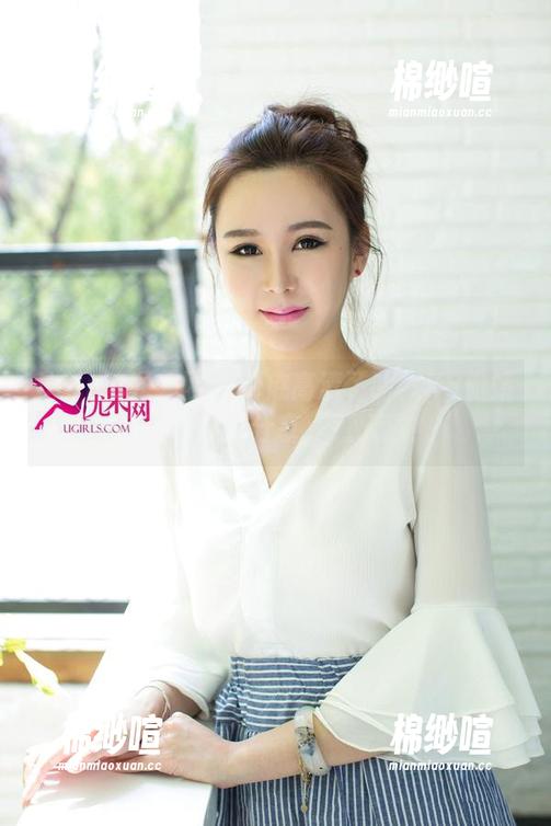 UGirls尤果网 - 到底高清了啥？K8傲娇萌萌的旅拍分享，惹人猜！