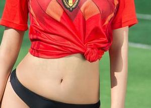UGirls尤果网 - 很想泡在这里！黛斯羽的浴缸精选套图
