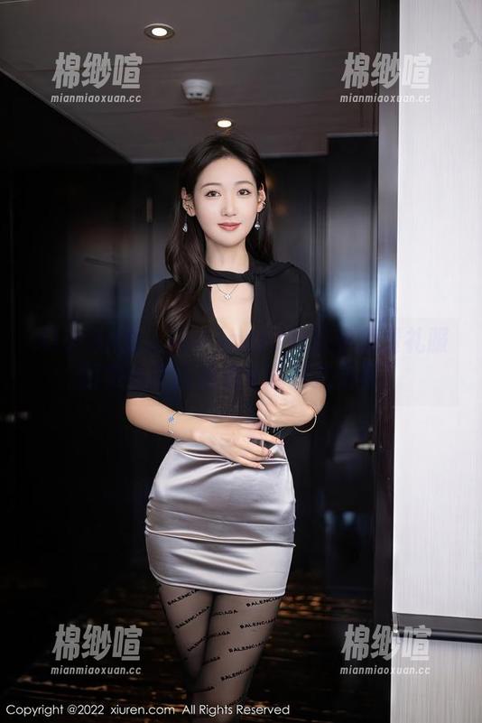Xiuren秀人网 - laura阿姣的免费礼服图集选择困难症专属解决方案！