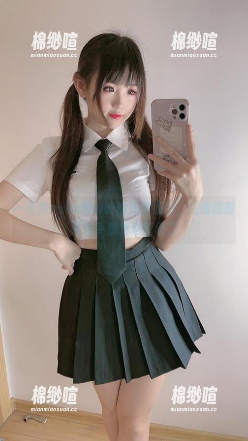 一看到miko酱ww的美腿原图，在线的时间似乎都为她暂停了