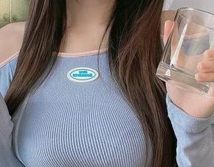 miko酱ww校服写真，免费提供重温课本之外的视角，欢迎大家加入“玩心大冒险”！