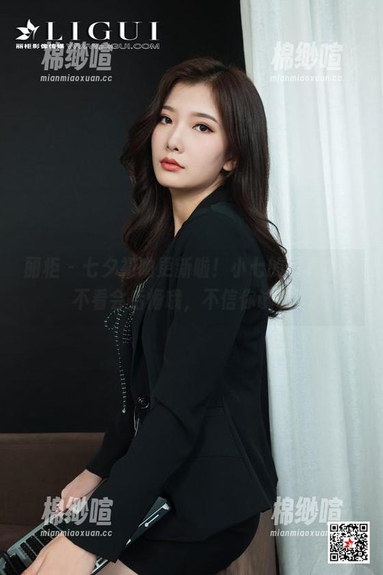 丽柜 - 七夕初吻更新啦！小七的写真集，不看会后悔哦，不信你试试！