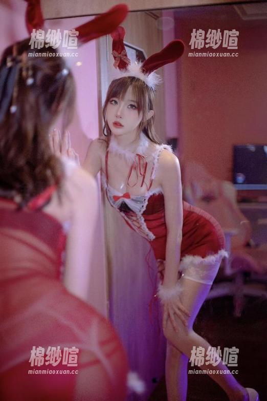 全集！余多多Dudu到底怎么做的？圣诞特辑写真让你重新审视美