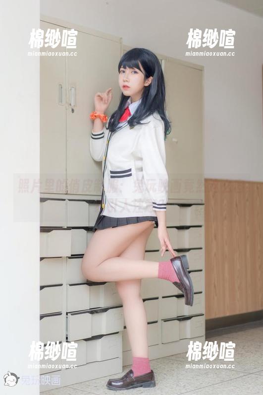 照片里的俏皮制服：兔玩映画竟然这么容易引人注意？