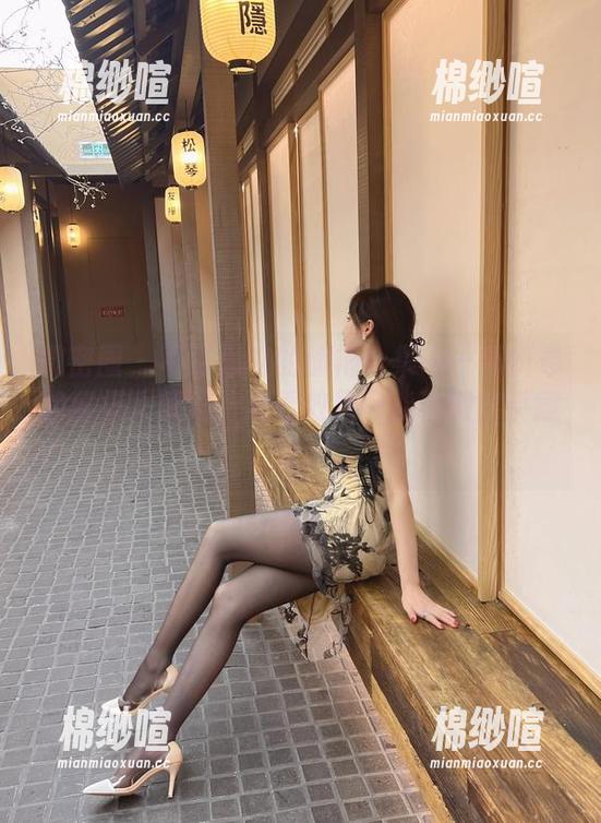 微密圈 - 不可思议的旗袍合集——周妍希的穿搭大解码，观看效果可能稍微出乎意料。