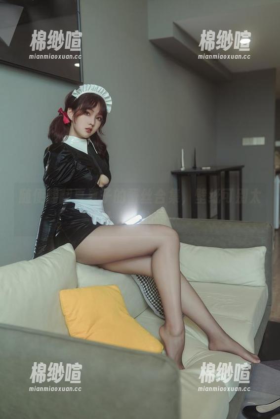 随便翻翻夏夏子的蕾丝合集，壁纸可别太让人分心啊…