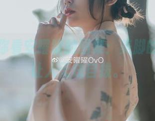 更新带你看安曜曜的图集：美脚的诱惑，让人无法自拔。