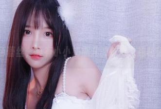 这种白色蕾丝，真有小小奶瓶儿的味道，福利值满分！