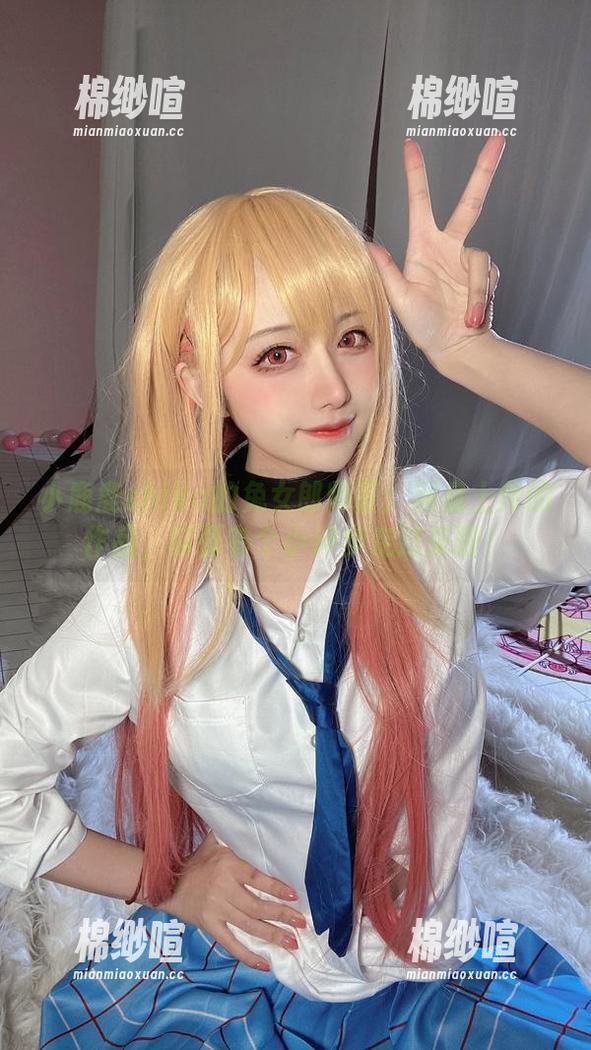 小鹿鹿shika的兔女郎师匠：网盘上传的作品，前面有个小碎步走过来啦！