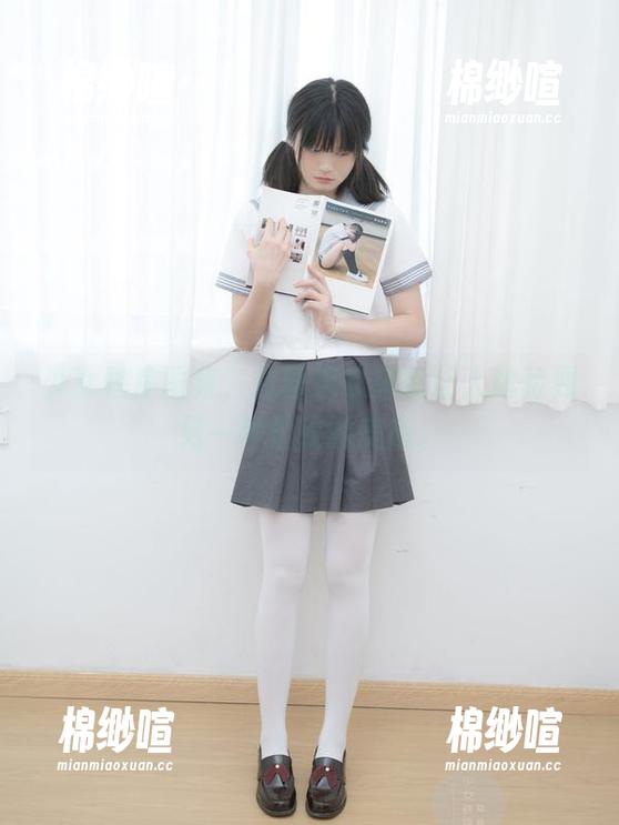 少女秩序图集，白丝连衣裙能让人体验到另一种柔软的美感。