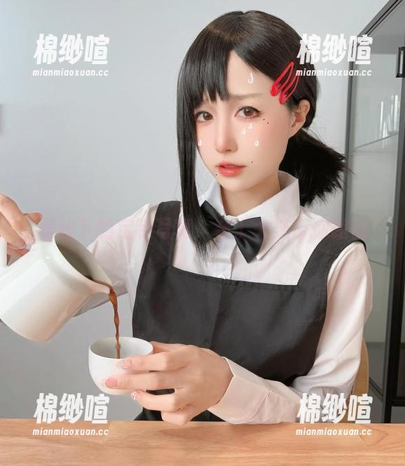 黑丝下的定制写真，布丁大法带你跑偏