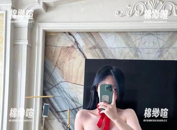 微密圈 - 张鑫baby22年新章：更新套图，不想当博主的你们是认真的吗？
