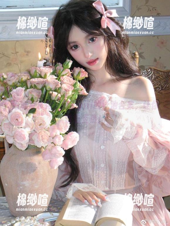 怡子yiii 治愈系水花:怡子yiii的泳池合集,让你暂忘炎热!