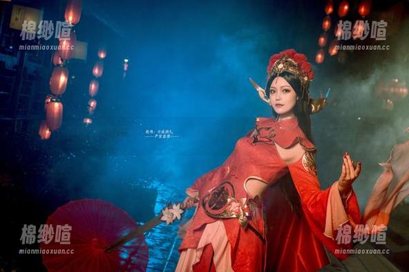 从王者荣耀里走出来的嫦娥，戚顾儿的写真作品真的是又美又逗