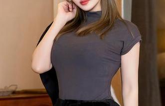 星颜社 - Vily豆豆的写真：当我在镜头面前变身‘礼服女王’，你猜我用的是多少胶水？