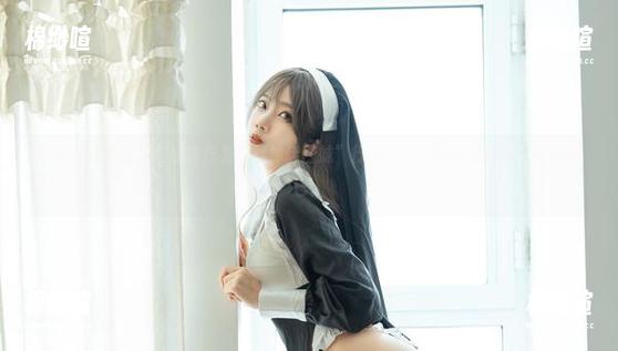高清写真中，杏仁曲奇作为“黑神话四妹”行走在梦与现实的边缘，唏嘘不已。