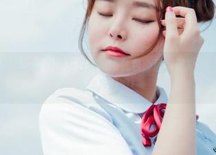 波萝社 - 柳侑绮给你的夏日风情大礼包，居然还来个免费图册，谁能拒绝啊！