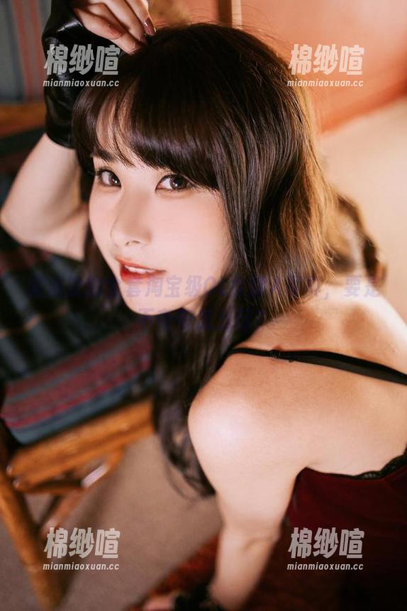 泥泥汝的全套淘宝级OL女郎A写真，要是不夸夸怎么行？