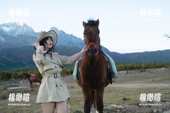 透明的惊喜，浅安安图库里那些让人想多想的写真。
