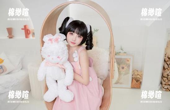 原图卡位：爆机少女喵小吉和她的虚假赛博朋克冒险！