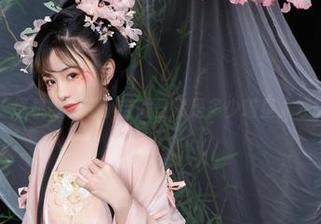 图库之旅：爆机少女喵小吉的日常是多少喵星人才能理解的？