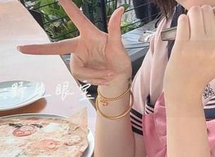 眼酱大魔王w今日报告：无圣光合集，能不能太美了？