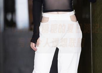 秀人网 - Candy糖糖的夏日游记：一套写真令人浮想联翩