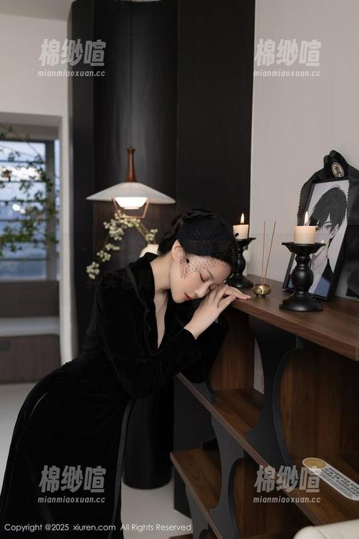 秀人网 - 曼柔护士资源分享，虽说是疗愈类，其实也算是另一种“勾引”。