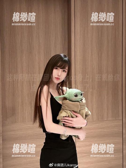 这种网袜在腐团儿Ikaros身上，在线给你点贊的资源，太会玩了。