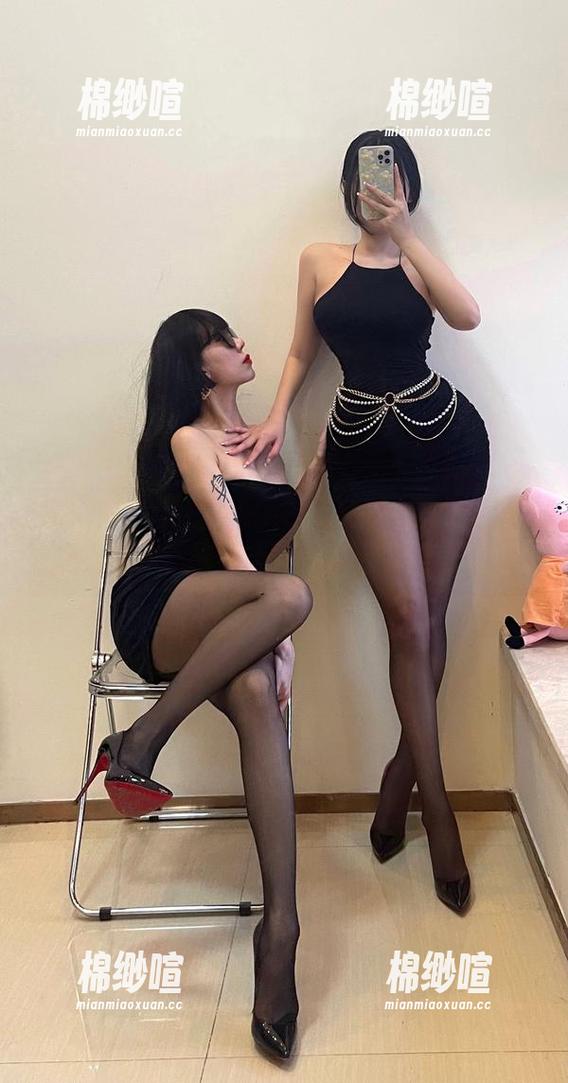 微密圈 - 艾拉·isla的写真时刻：当月亮遇上女神，咖啡是不是也会变得好喝？