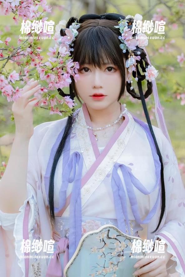 私拍时间到！荒井喵喵化身杀生院女仆，美图中的微妙戏码！