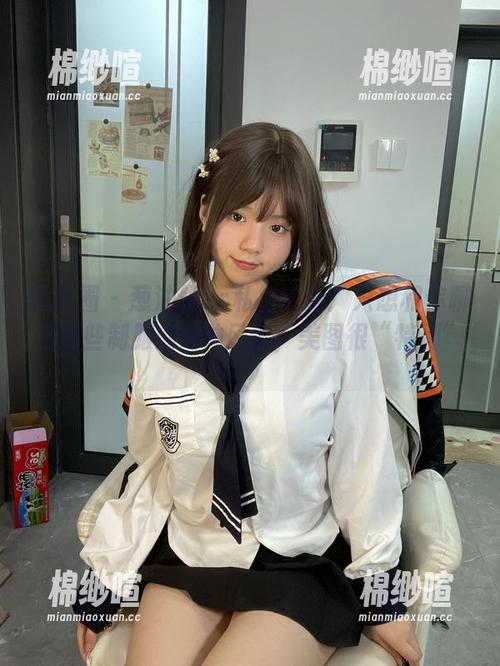 微密圈 - 葱油饼er私拍系列：只想和你聊聊那些制服的N种风情，美图很“特别”。