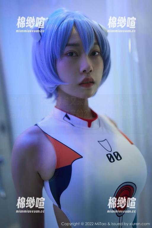 蜜桃社 - 泳装真希又来献计，我就在想：这泳衣是从哪里淘来的？图库分享等你来品鉴！