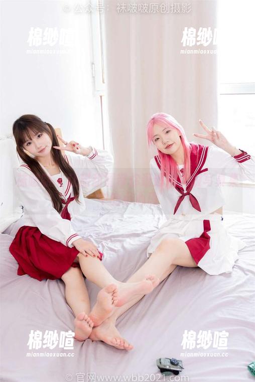 袜啵啵 - 让甜甜圈带你逛逛：礼服写真集中的小心思
