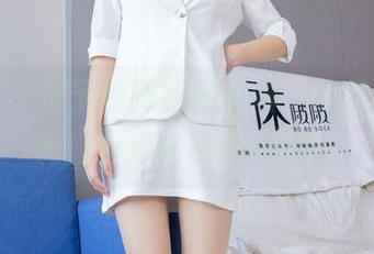 袜啵啵 - 稚予的高跟鞋写真，走路别摔倒啊！小心自己的脚踝！