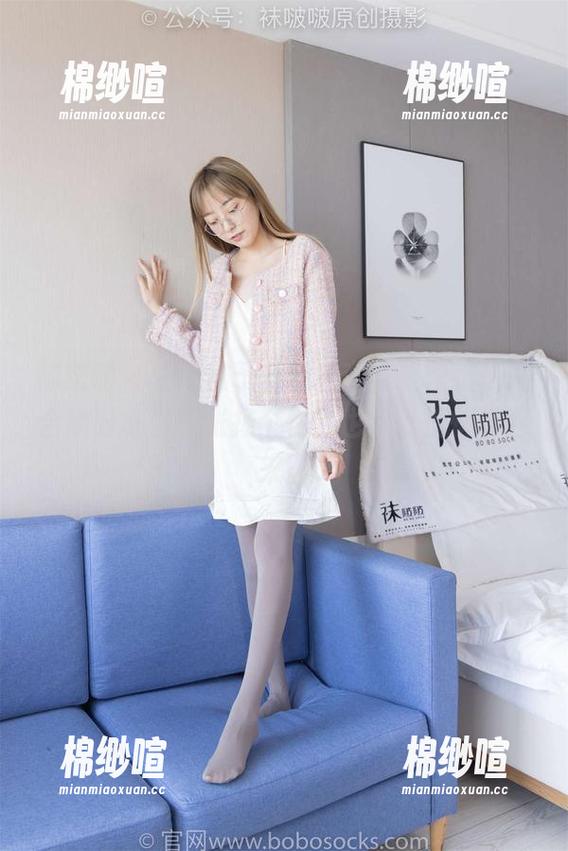 袜啵啵 - 注：稚予丝袜手套合集壁纸，适合随时拿出来张扬个性，也可以悄悄藏起来。
