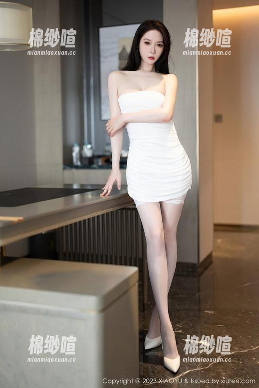 语画界 - 一组程开心姐姐的套图，分享时真的需要打上马赛克，你懂的！