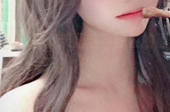 哎哟喂，超级小禾儿这身睡衣的原图不能藏着，快来选！