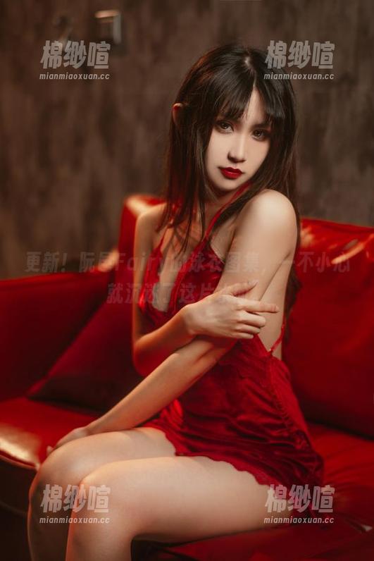 更新！阮邑Fairy的泳衣图集，一不小心就沉迷了这片水面。