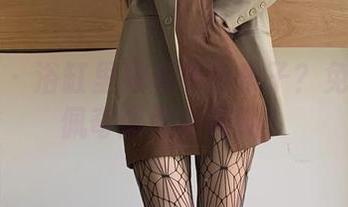 微密圈 - 浴缸里藏着多少乐子？免费的陈佩奇图包来揭晓！